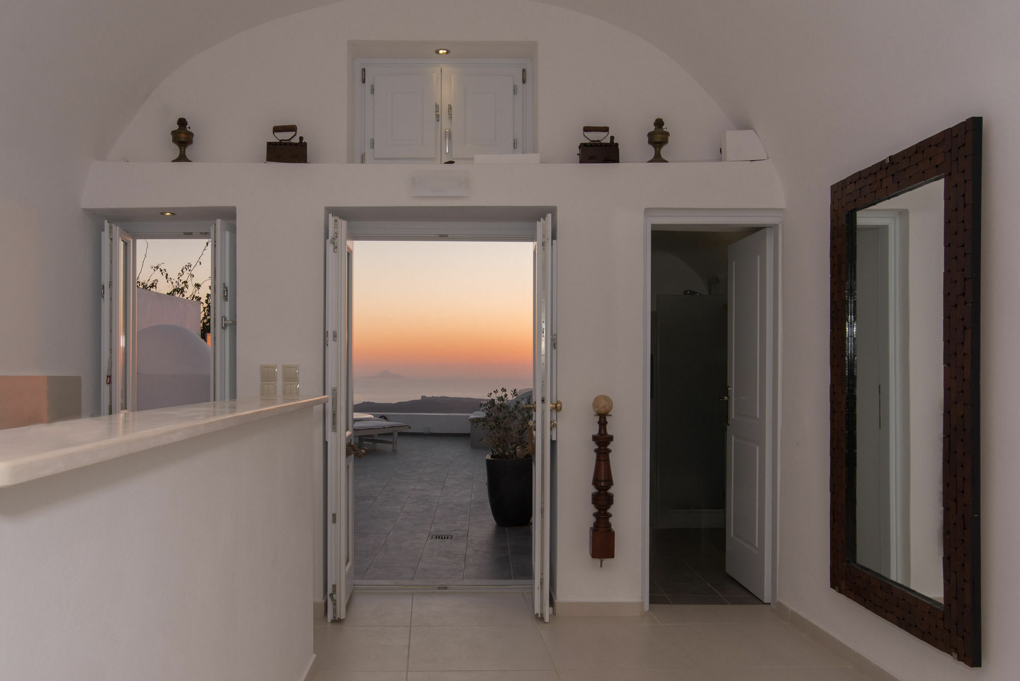 Вилла Karpimo Horizon - Caldera View With Private Hot Tub Фиростефани Экстерьер фото